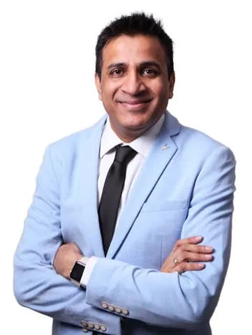 Navneet Kaushal, founder of Digilligence and AEO expert in India